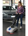 Autolaveuse pour garage et concession automobile