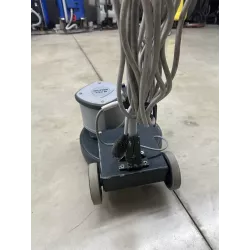Skapnet Monobrosse Nilfisk 430M occasion